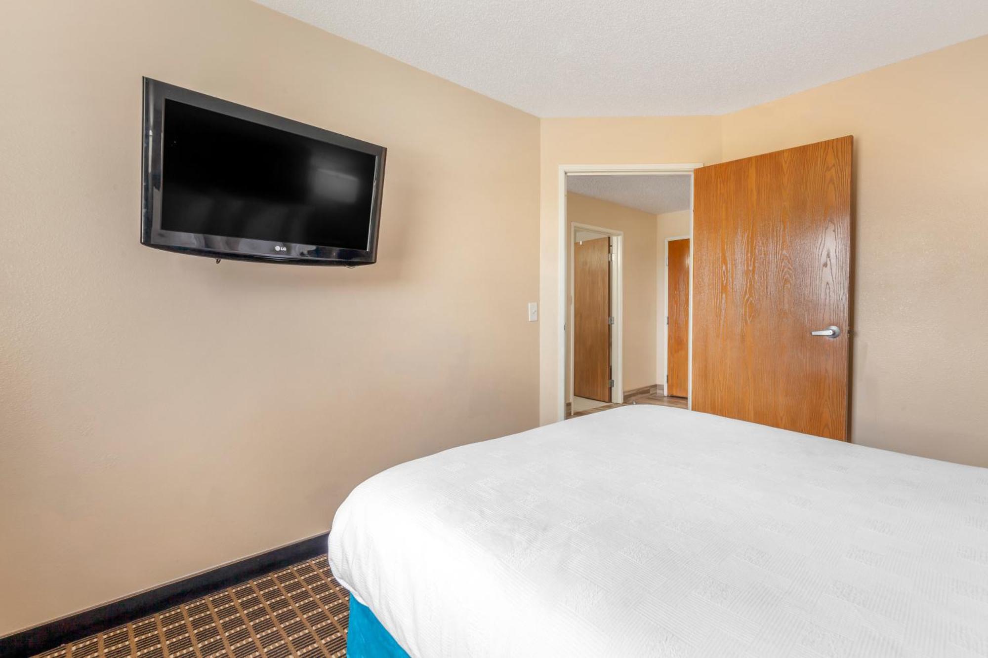เมนสเตย์ สวีทส์ Hotel Dubuque ภายนอก รูปภาพ